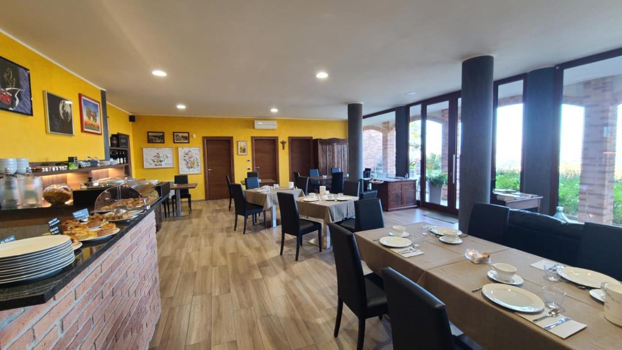 Вілла Casa Castella - Adults Only - Langhe Діано-д'Альба Екстер'єр фото