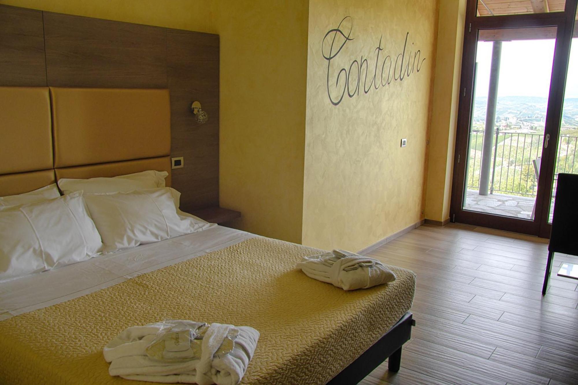 Вілла Casa Castella - Adults Only - Langhe Діано-д'Альба Екстер'єр фото